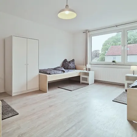 Geraeumige 3-zimmer-wohnung Mit Balkon In